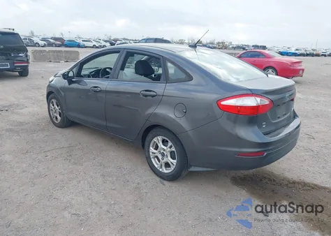 2015 Ford Fiesta Se z USA, uszkodzony, nr VIN 3FADP4BJXFM220509